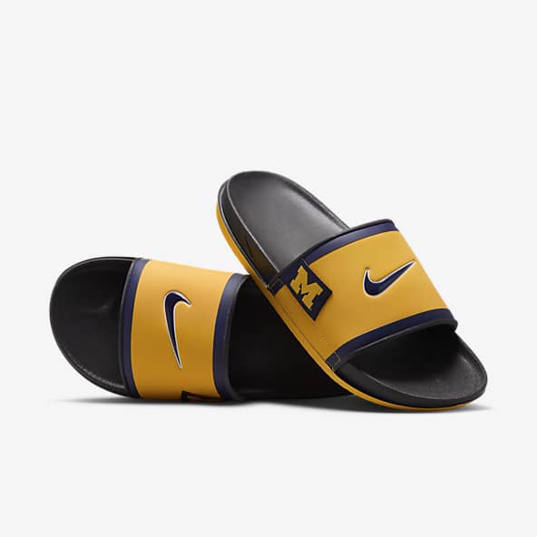 Yellow Shoes. Nike